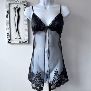 Vtg Y2K Victoria’s Secret Lace Babydoll Chemise Lingerie Coquette Fairycore M